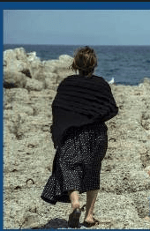 "All'Onda del Mare", il testo teatrale di Assunta Scorpiniti al castello di Santa Severina