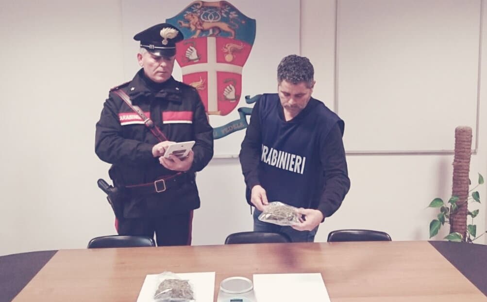 Carabinieri di Corigliano arrestano una coppia per droga