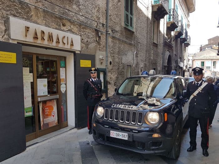 Longobucco: arrestato per furto di soldi in farmacia