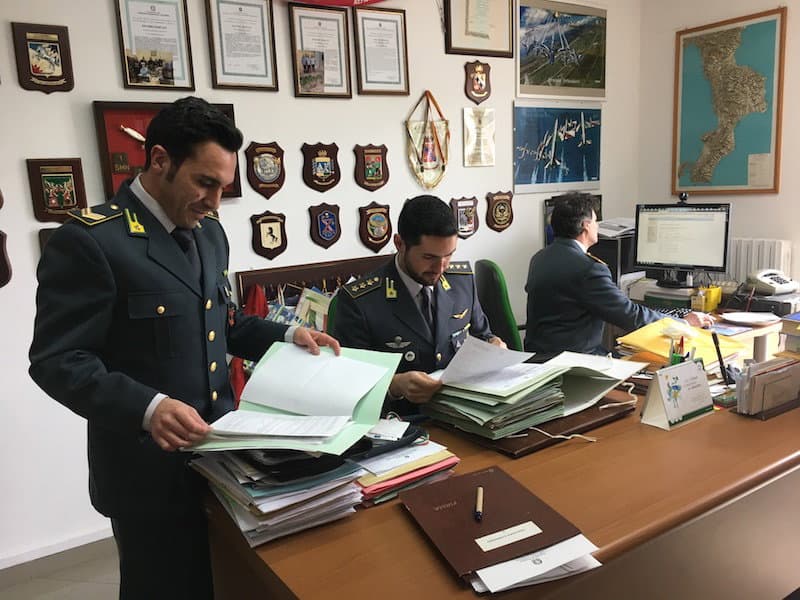 Cariati: appalto sospetto, indagati Sindaco, dirigenti comunali e imprenditori