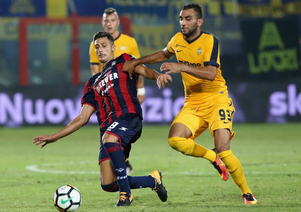 Calcio, Serie B: Crotone, cosa succede? Serve svolta a Pescara