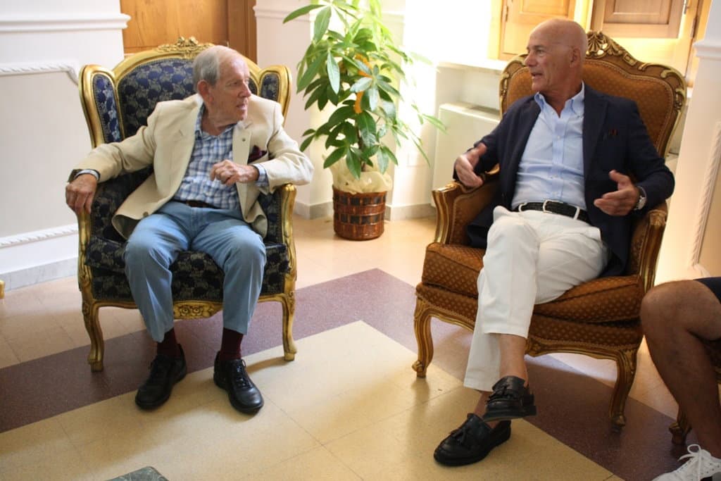 Il maestro Enzo Garinei nella città del Codex. Oggi il Premio Ausonia 2018 alla carriera. Premio della critica "Al Volo delle Comete"