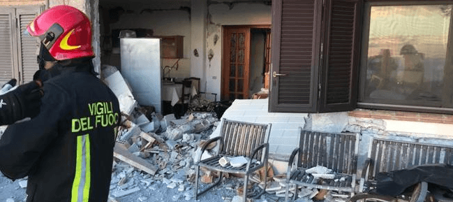 Terremoto a Catania, dalla Calabria 40 unità dei Vigili del Fuoco