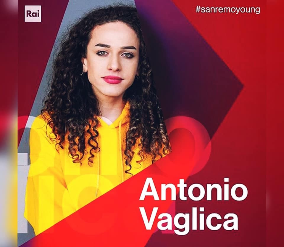 Crosia: continua l'avventura di Antonio Vaglica. Sindaco e Amministrazione a sostegno del giovane talento di Sanremo Young