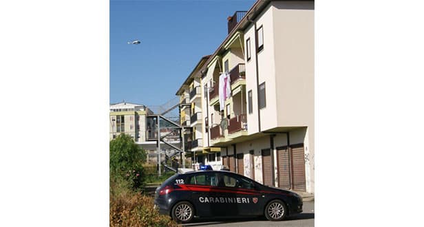 Evade per 24 ore dai domiciliari, arrestato 36enne di Cassano