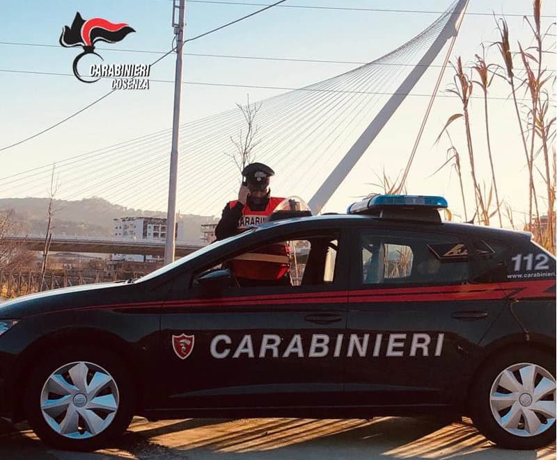 Carabinieri Cosenza:detenuto ai domiciliari, arrestato mentre spacciava droga ad un minore