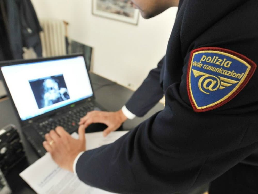 Finisce la latitanza del "re" delle truffe online, era ricercato dal 2014