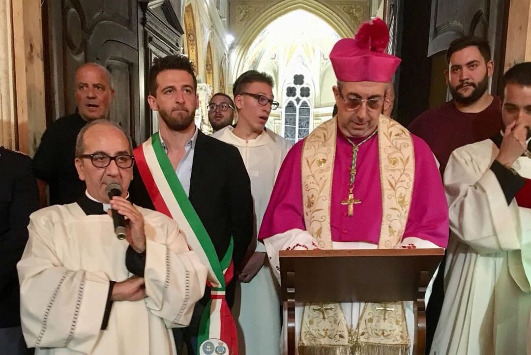 L’arcivescovo e il sindaco “accompagnano” l’Achiropita per le vie della Città