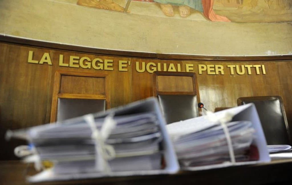 Corigliano, badante accusata di violenze era una vittima