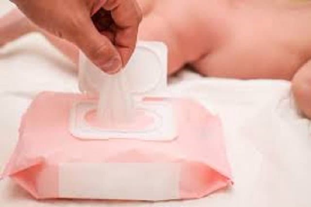 Kimberly-Clark richiama salviette umidificate per neonati. «Possibili agenti patogeni»