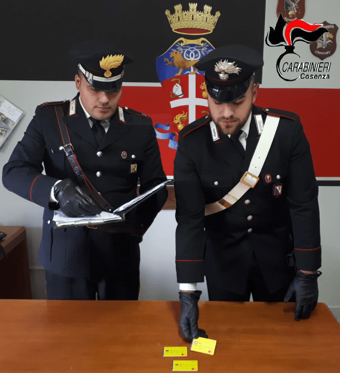 Beccati i "4 furbetti" del reddito di cittadinanza