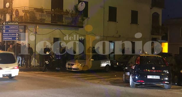 Furiosa lite in piazza a Crosia Mirto: un ferito