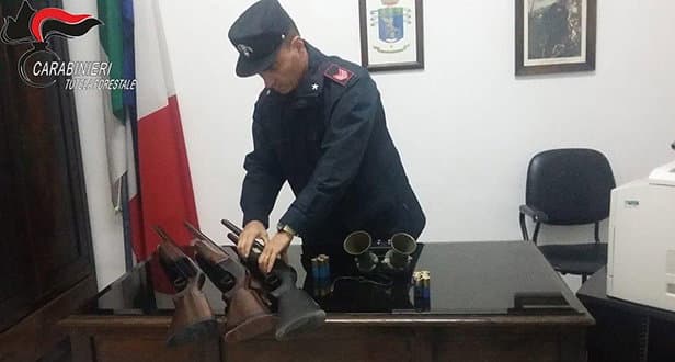 "Richiami illeciti", denunciati due cacciatori napoletani a Cassano Jonio