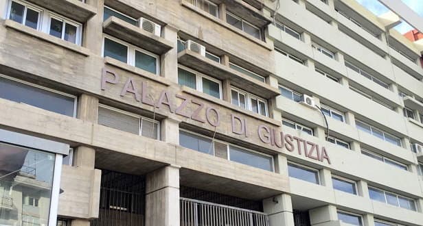 Legge Salva Suicidi: una sentenza del Tribunale di Cosenza riduce dell’80% i debiti di una sessantenne