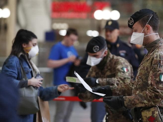 TUTTA ITALIA ZONA PROTETTA. Conte: "Non c'è più tempo". Scuole e università chiuse fino al 3 aprile