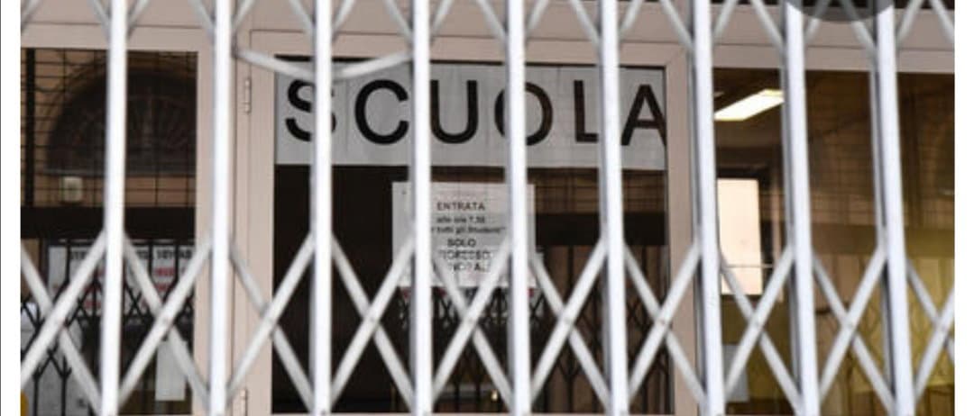 SCUOLE E UNIVERSITÀ CHIUSE IN TUTTA ITALIA