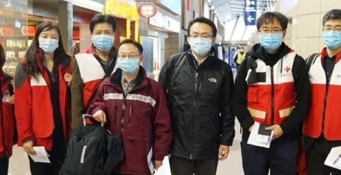 Coronavirus, la Cina invia in Italia il terzo gruppo di medici e 8 tonnellate di forniture mediche