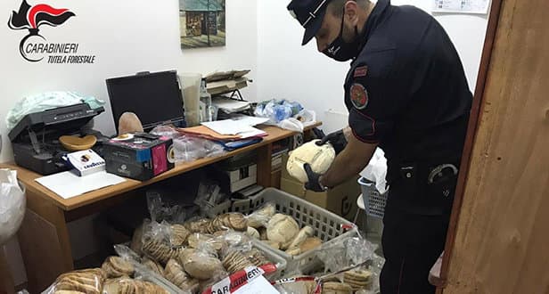 Produzione e vendita abusiva. Sequestrati oltre 120 kg di pane