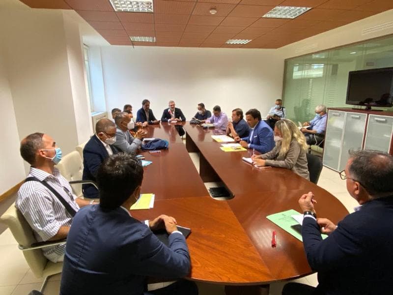 Regione, Orsomarso incontra i sindacati sulle politiche per il lavoro