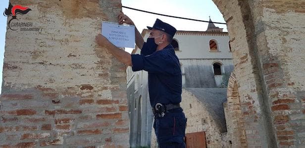 Decreto di sequestro preventivo per alcuni manufatti del complesso dei Carmelitani
