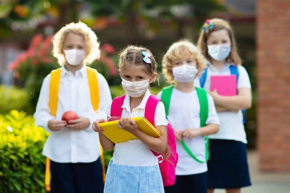 Stasi inondato di messaggi per non riaprire le scuole. Si confida nel Sindaco: le leggi sono reali, le paure no