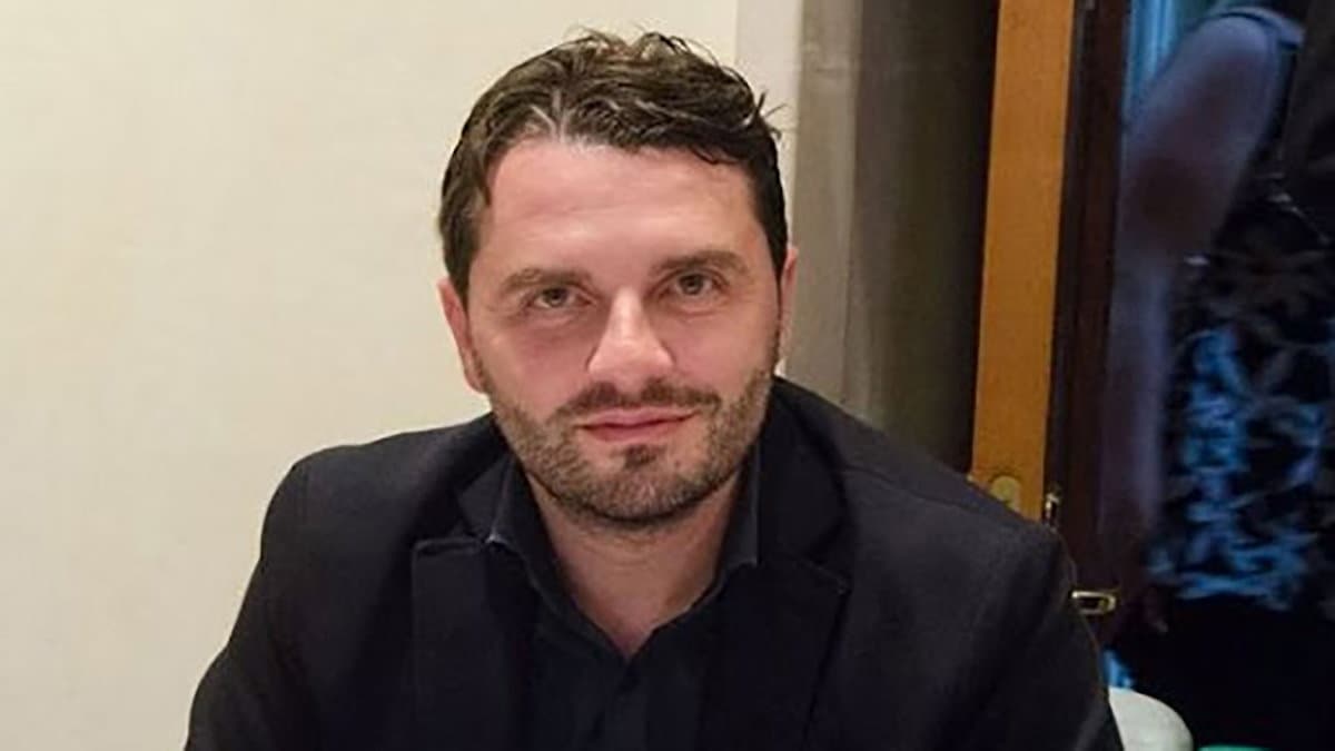 Corigliano-Rossano, chiusura scuole: il consigliere Frasca attacca Spirlì ma con il “fuoco amico” colpisce Stasi