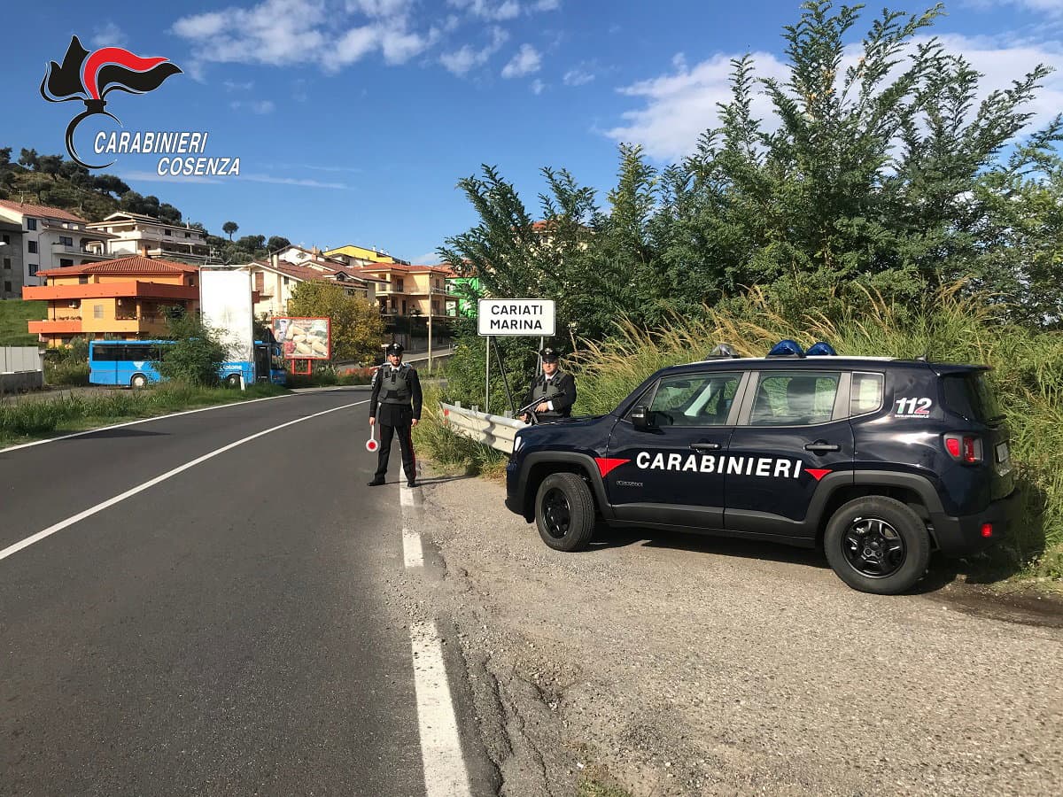Cariati, 29enne trovato con 20 dosi di marijuana: arrestato