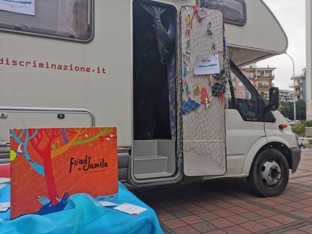Da oggi arriva il Bibliocamper per colmare la carenza di biblioteche sul territorio comunale