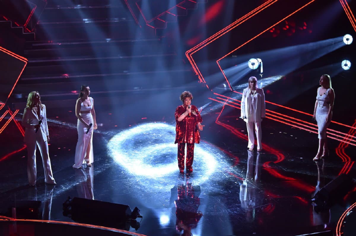 Sanremo, “Le Deva”, il duetto insieme a Orietta Berti al secondo posto nella classifica dell'orchestra