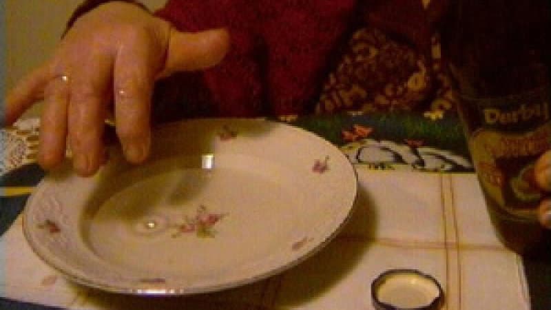 Dicevano di togliere il malocchio in cambio di denaro: due "megere" finiscono in carcere