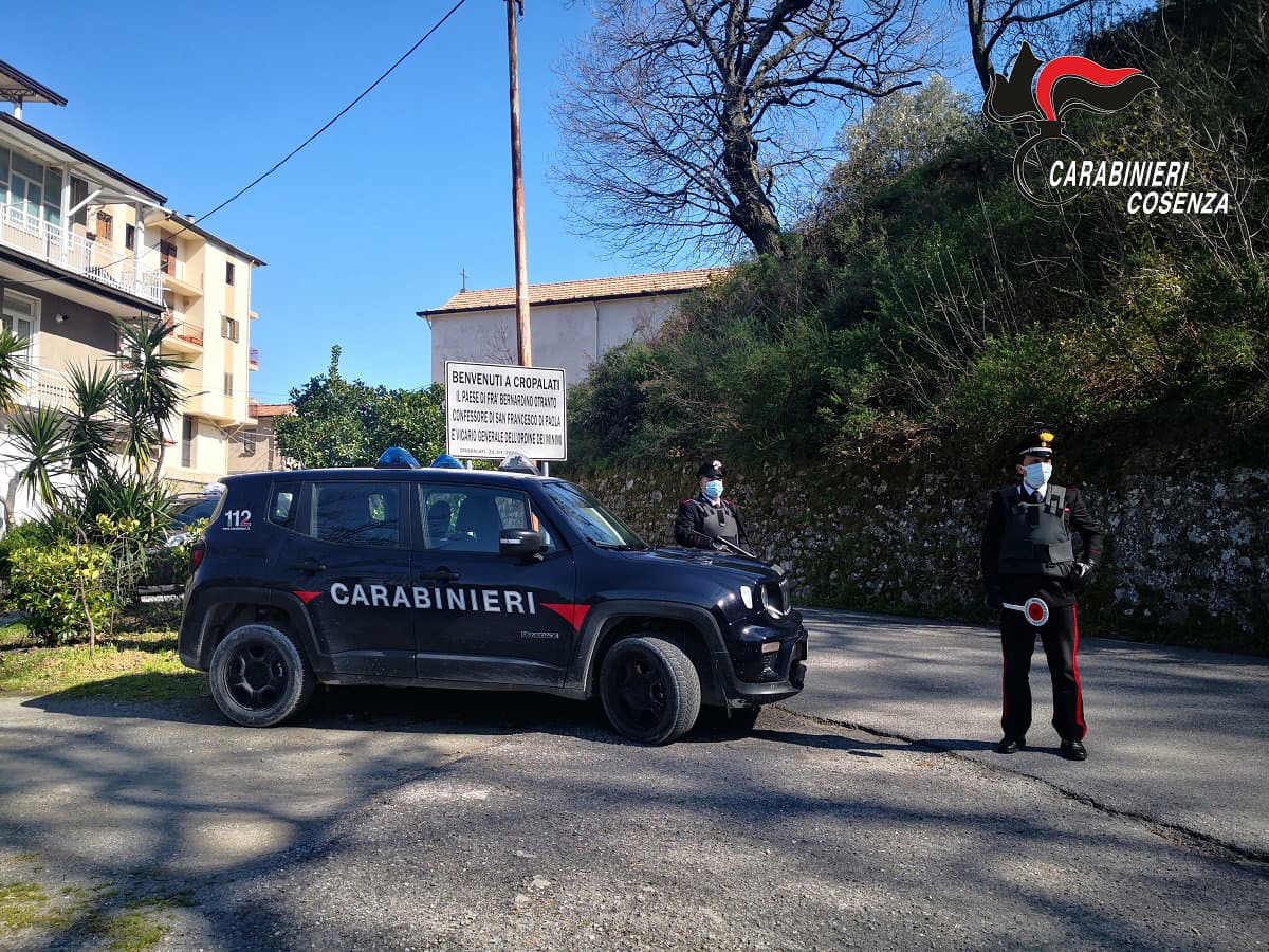 Cropalati, arrestato ventunenne per resistenza a pubblico ufficiale e denunciate 7 persone