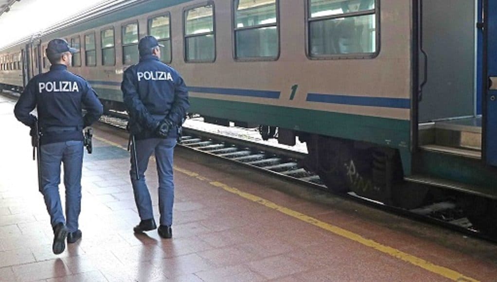 "Stazioni Sicure" in Calabria: nell'ultima settimana la PolFer ha effettuato controlli su duemila persone