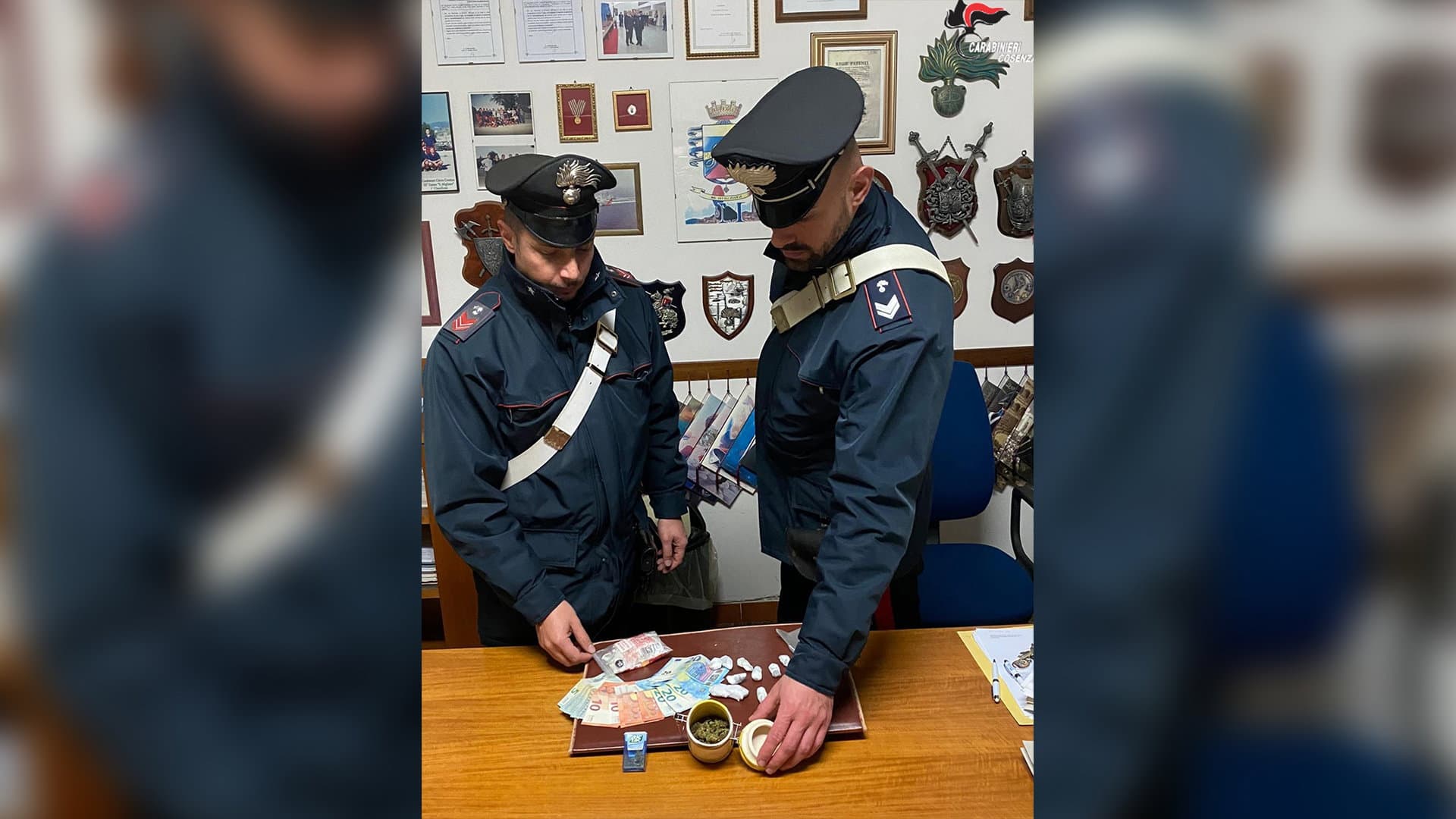 Un weekend intenso per i carabinieri: tra spacciatori, ubriachi al volante e "piloti" che non hanno mai conseguito la patente