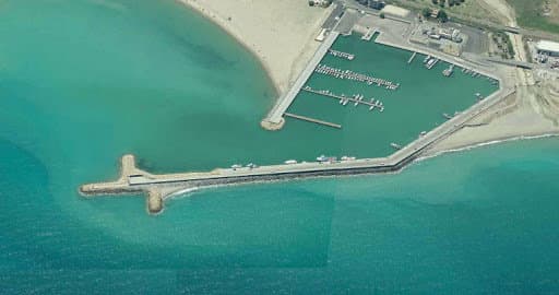 Porto di Cariati insabbiato. Si lavora per rendere nuovamente la struttura massimamente accessibile