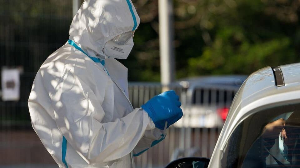 Castrovillari: il virus continua ad avanzare. Oggi 6 nuovi positivi su 97 tamponi