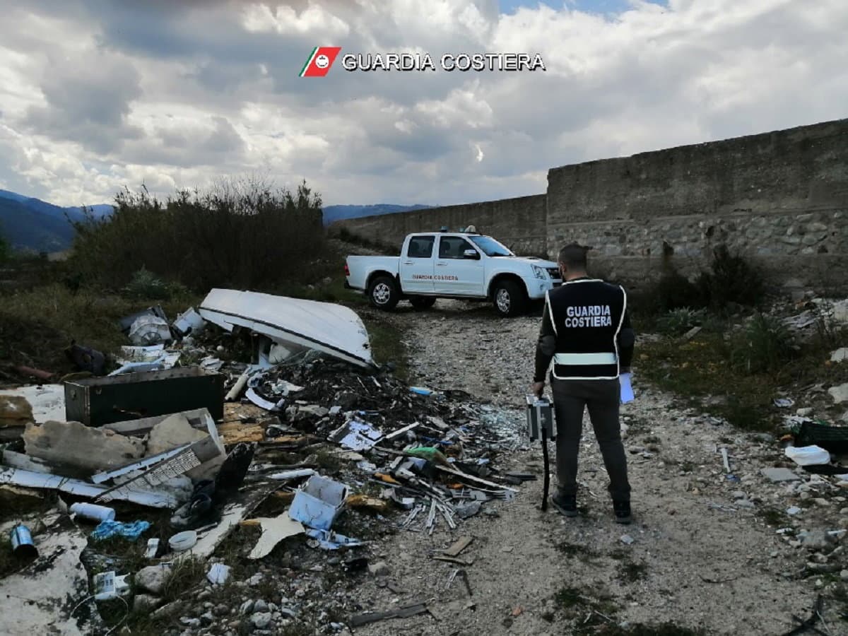 Sequestrate dalla Guardia Costiera tre discariche abusive nei territori di Corigliano-Rossano e Cariati