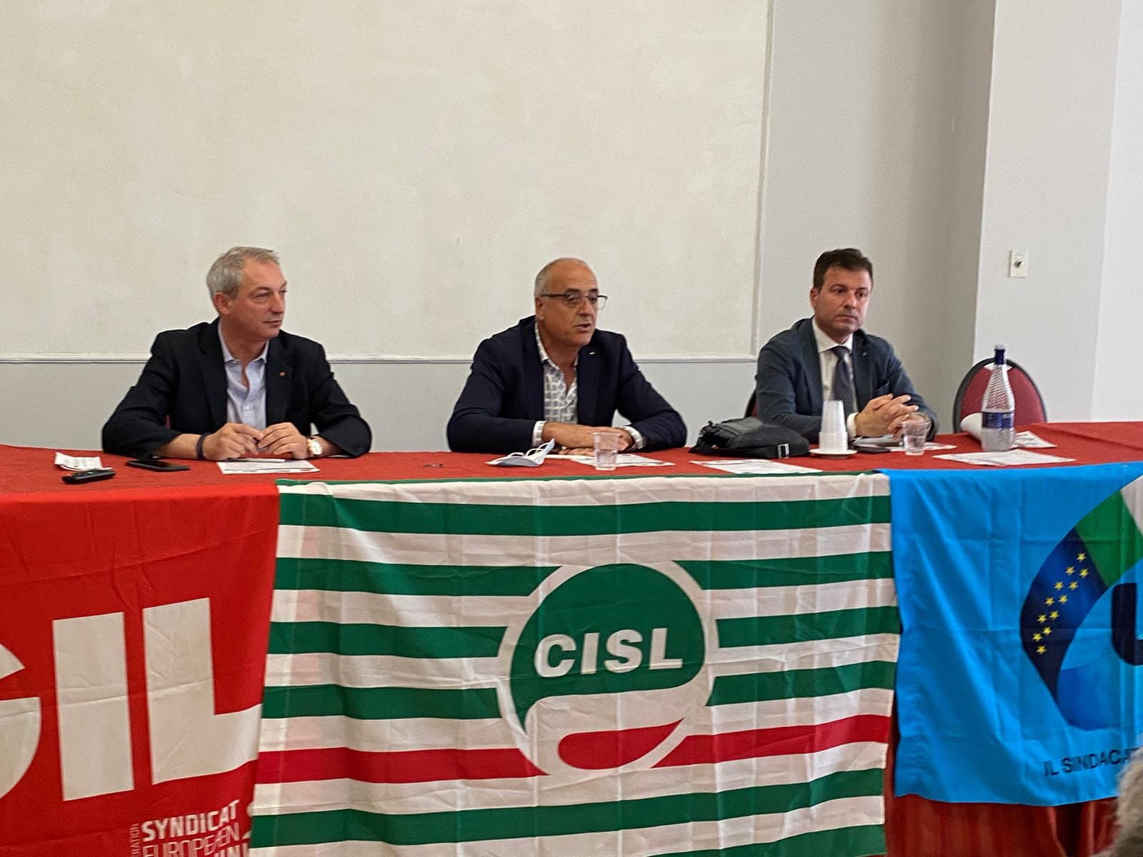 Protocollo nazionale per vaccinazione, i Sindacati: « La Regione convochi al più presto un incontro»