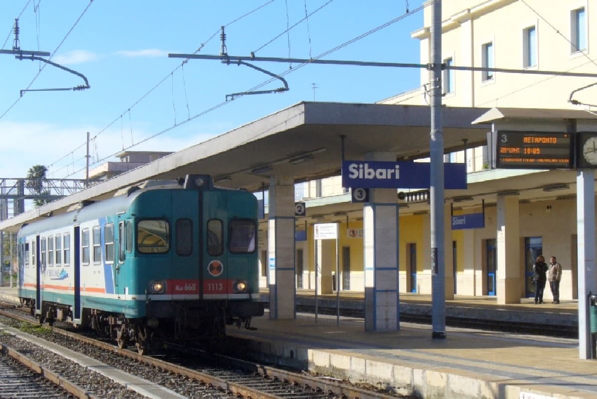 Dal 18 luglio tornano i treni regionali tra Sibari e Metaponto