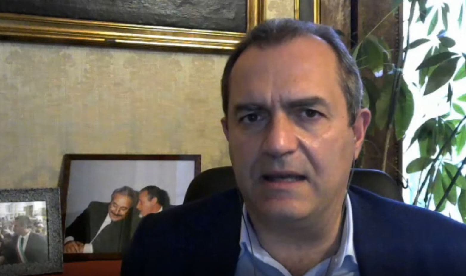 La coalizione civica si stringe attorno a De Magistris: «Liberiamo la Calabria dalla mala politica»