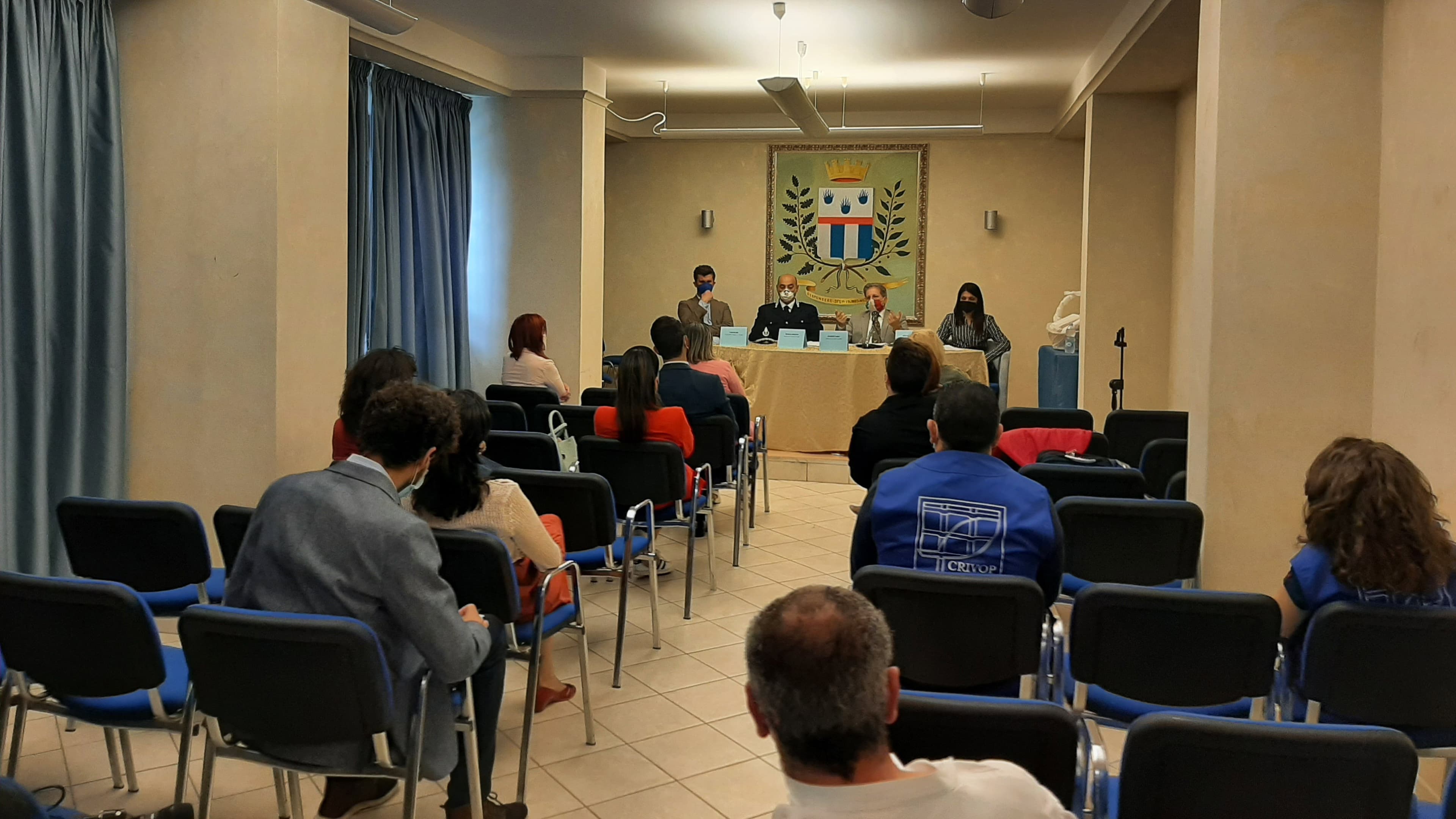 Attraverso l'arte, ritrovare se stesse. Il progetto sociale nel carcere di Castrovillari