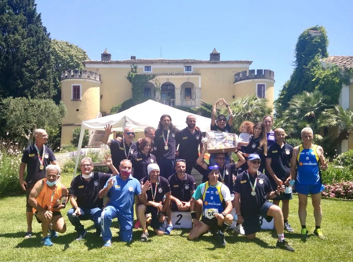 La CorriCastrovillari sul podio sia al maschile che al femminile di corsa in montagna. È campione regionale Fidal