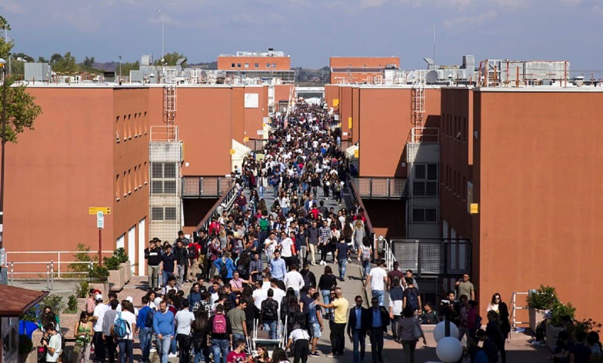 Ritorno alla normalità: all’Unical esami e lauree totalmente in presenza a partire da settembre