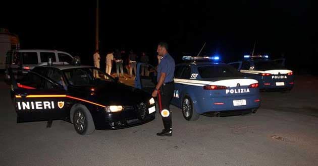 Un poliziotto e un carabinieri fuori servizio individuano e bloccano uno spacciatore al mare