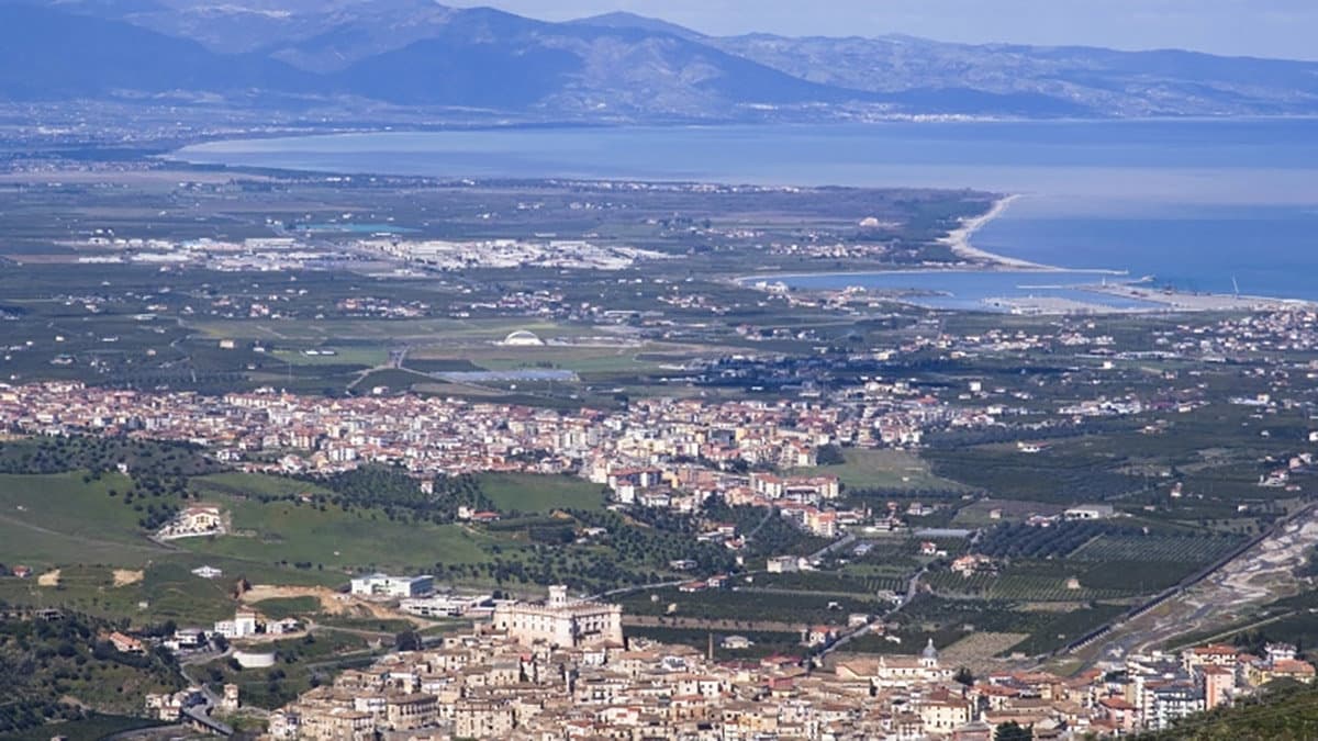 Sanità: «A Co-Ro è possibile avere 4 Case di Comunità, 2 Ospedali di Comunità e una Centrale operativa territoriale»
