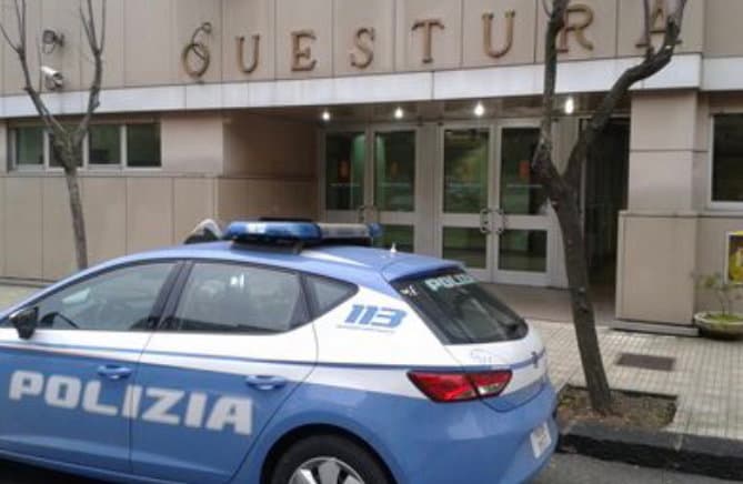 Digiuno, vessazioni e umiliazioni per la religione: arrestati due genitori