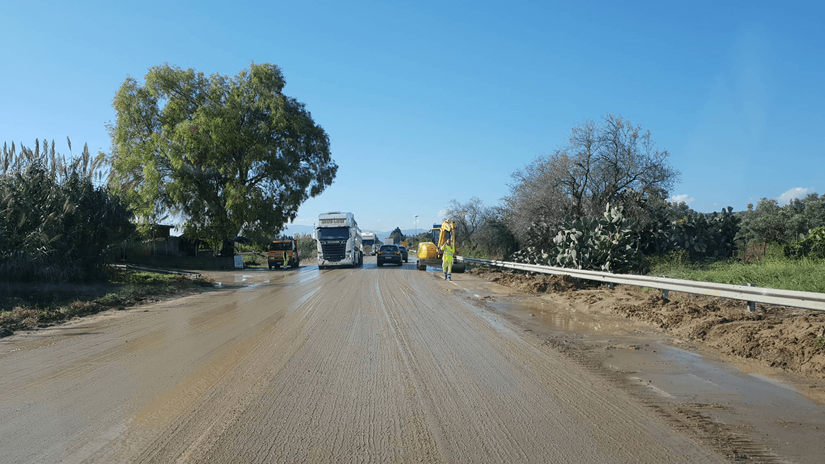 Ponte sullo stretto, 10 miliardi per realizzarlo. «Un colpo di grazia per la mobilità sulla costa jonica calabrese»