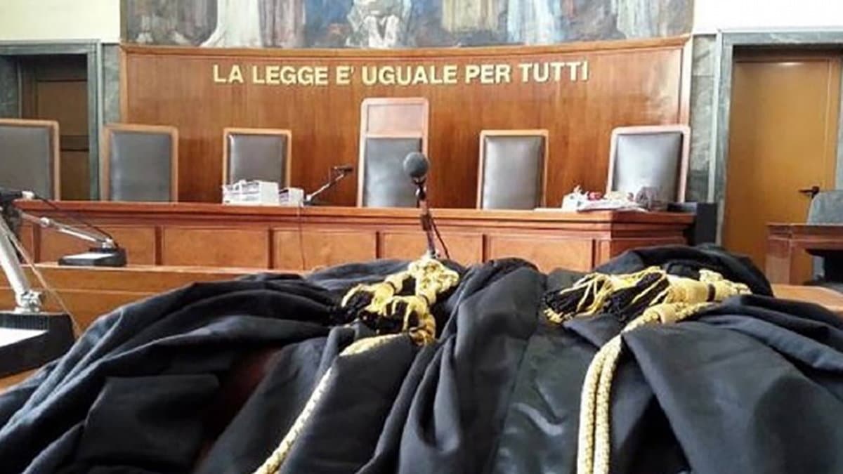 Catanzaro, lunedì si inaugura lo sportello "Antindrangheta&Malaffare"