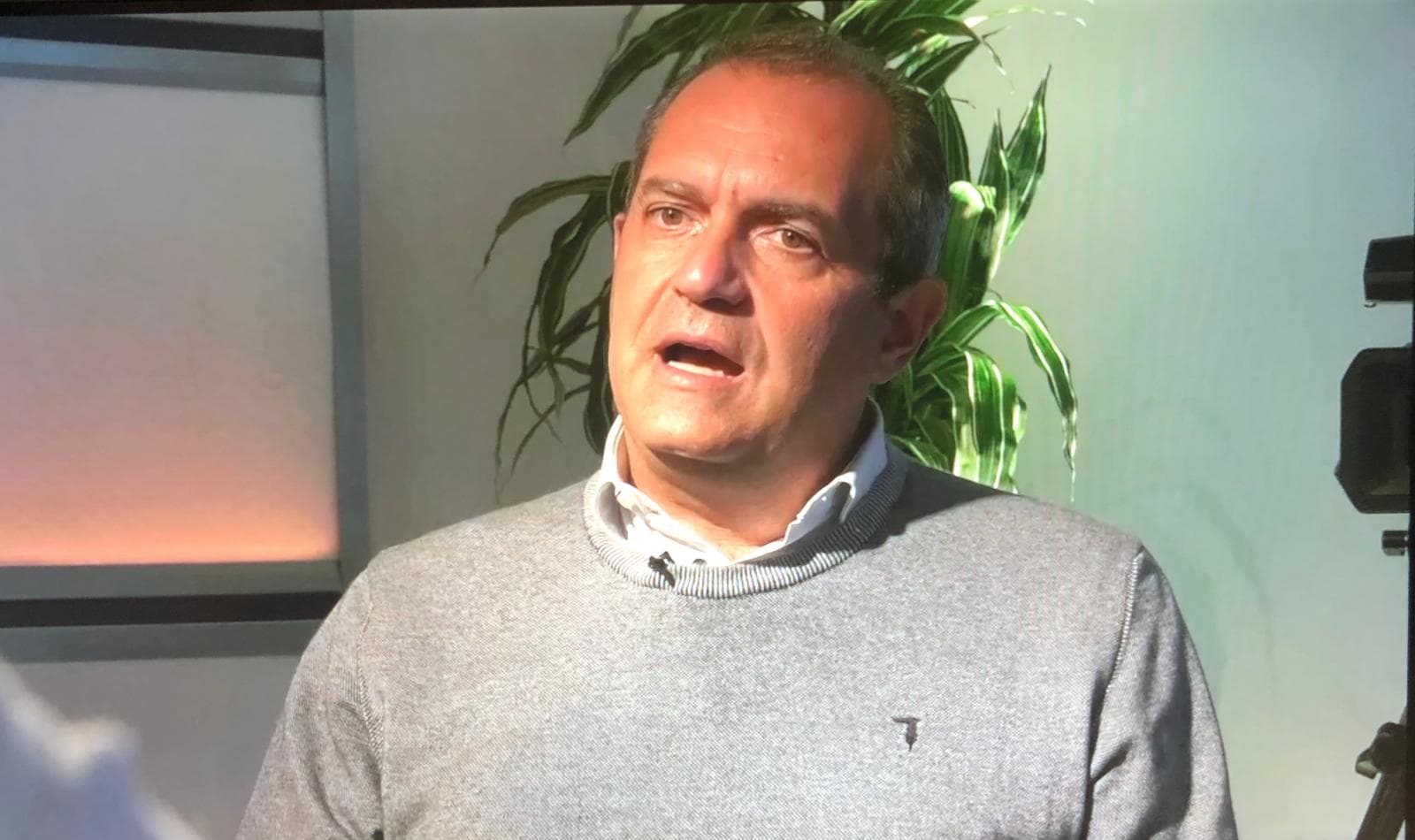 Co-Ro, domani Luigi de Magistris sarà in piazza Bernardino Le Fosse