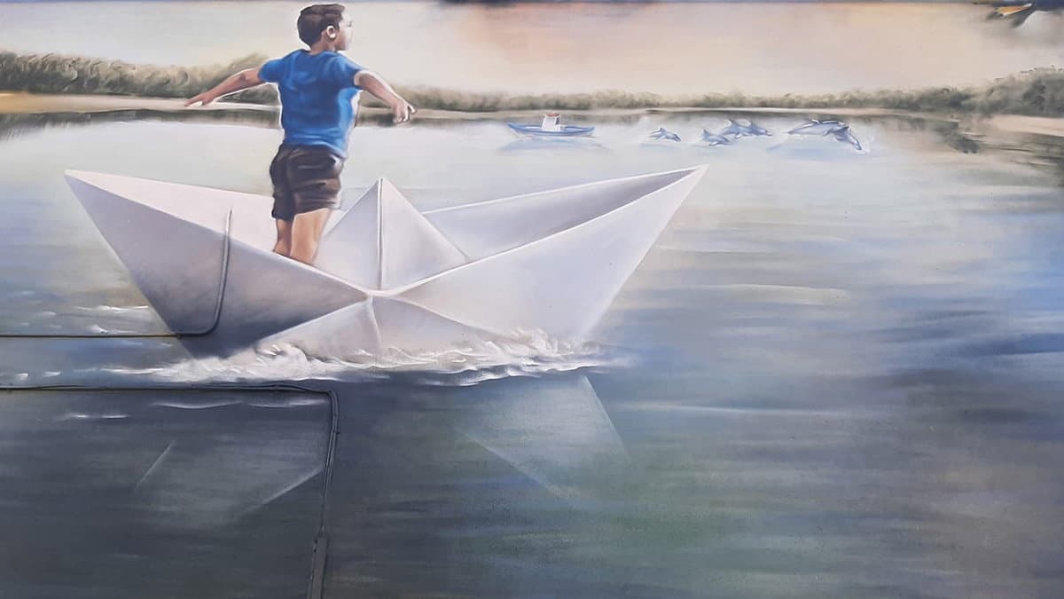 Terminato il murale… compaiono i sei delfini: per ricordare chi non c’è più