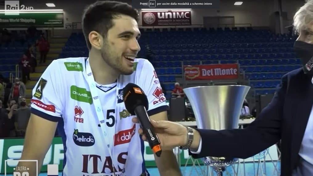 Il Campione Lavia alza la Supercoppa dell'Itas Trentino e sbarca su Rai due